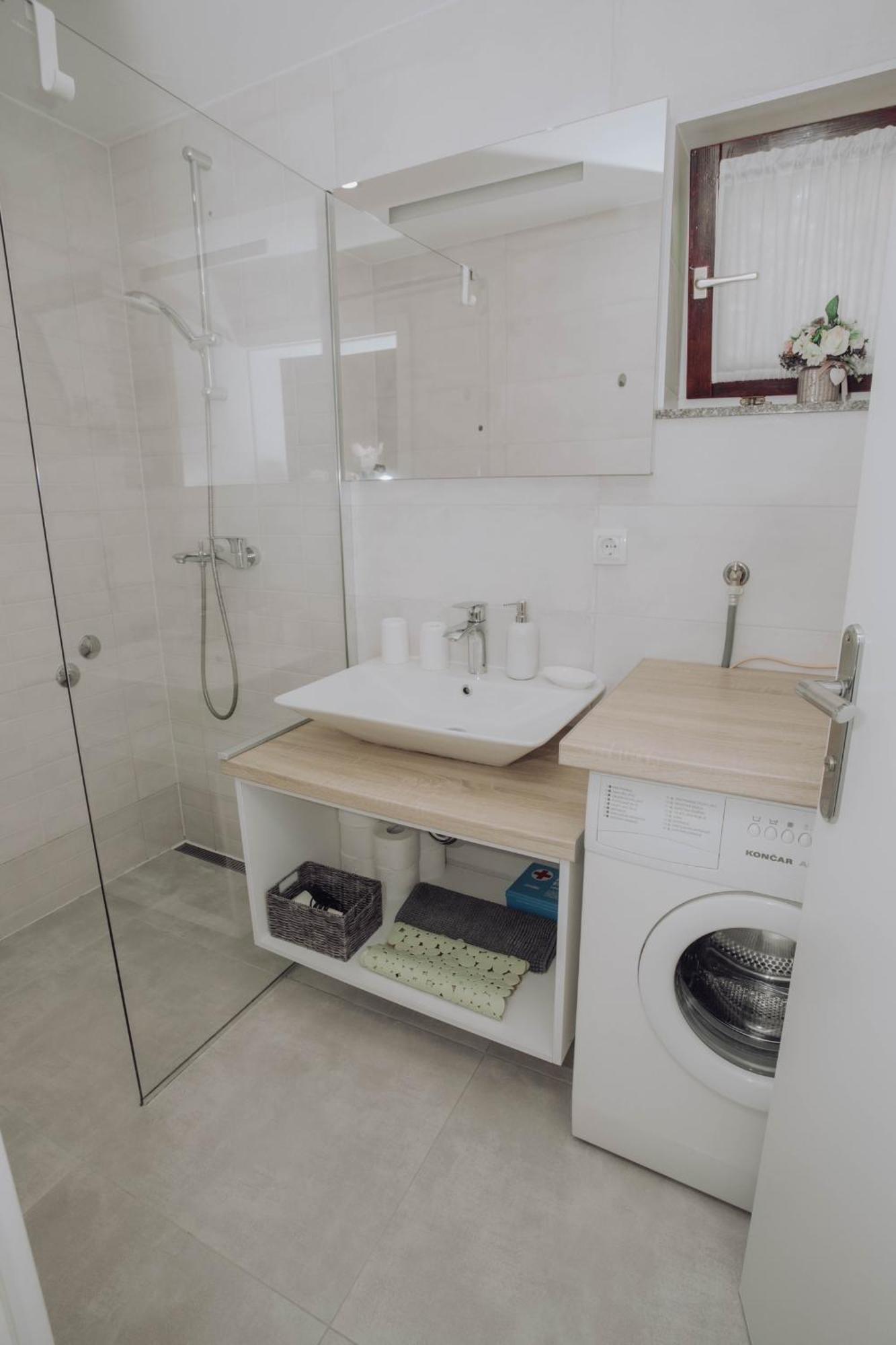 Apartments Peric - Zupanja Εξωτερικό φωτογραφία