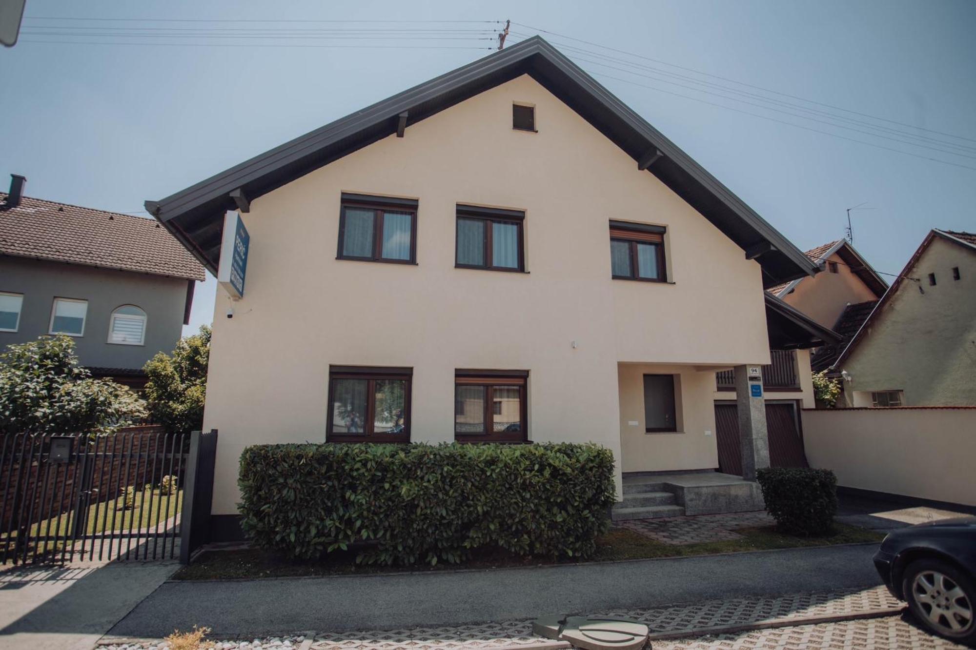 Apartments Peric - Zupanja Εξωτερικό φωτογραφία
