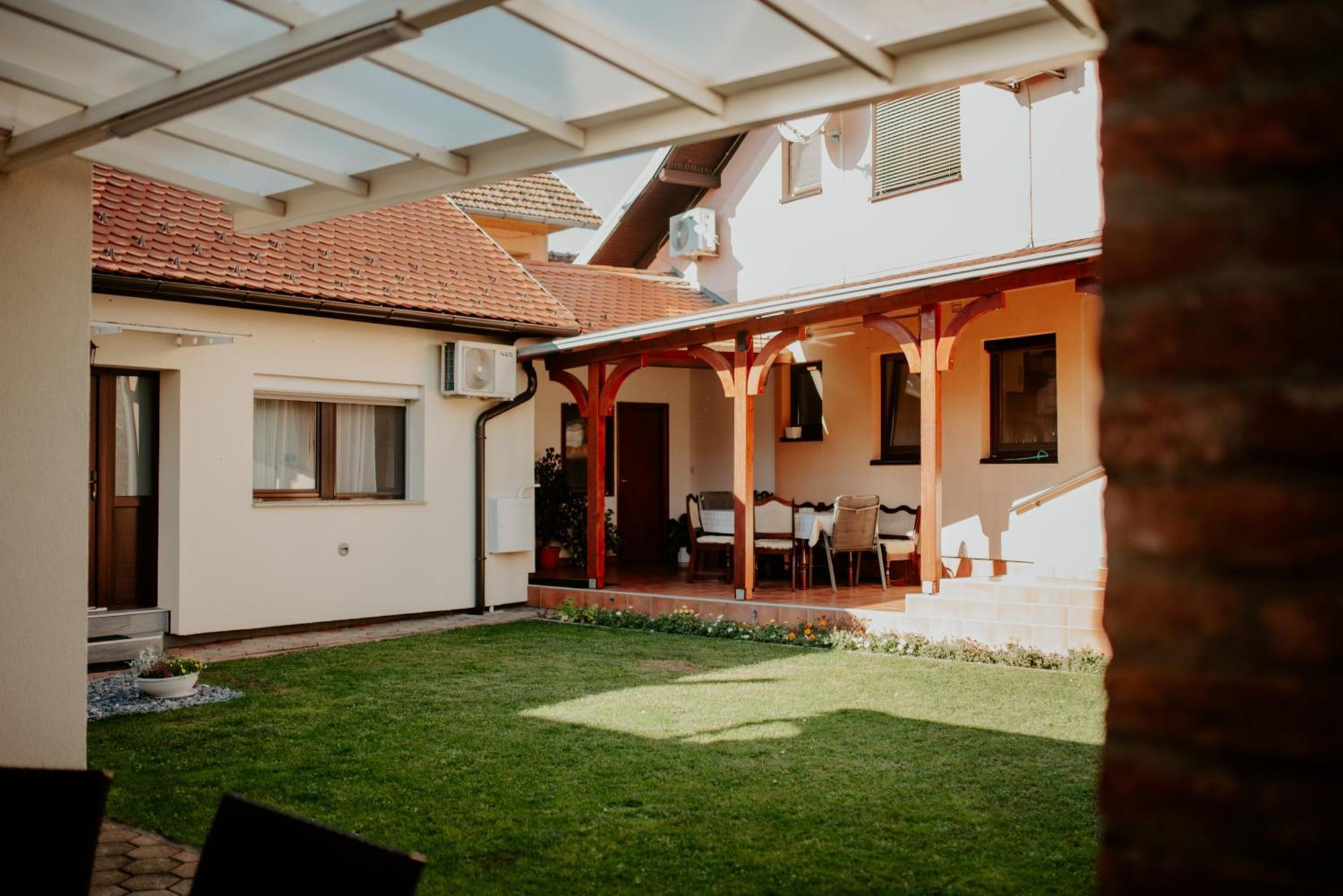 Apartments Peric - Zupanja Εξωτερικό φωτογραφία